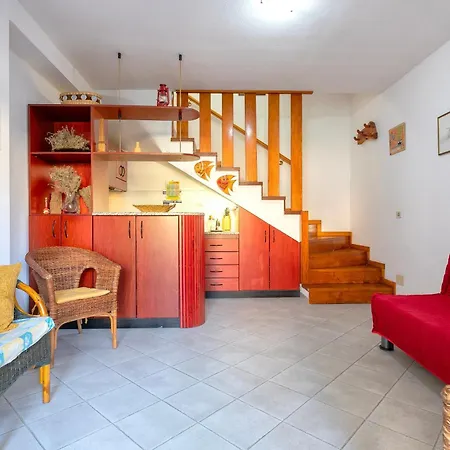 Apartment A Due Passi