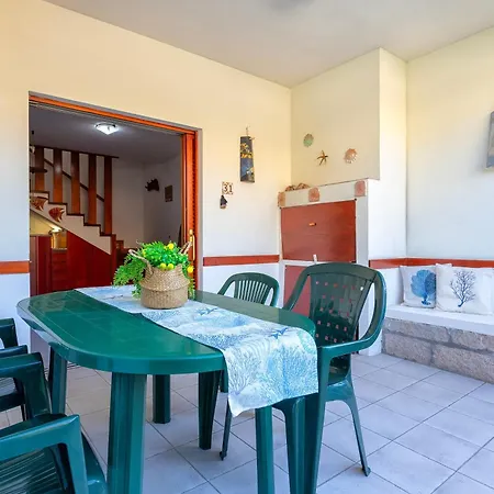 Apartment A Due Passi Isola Rossa (Sassari)